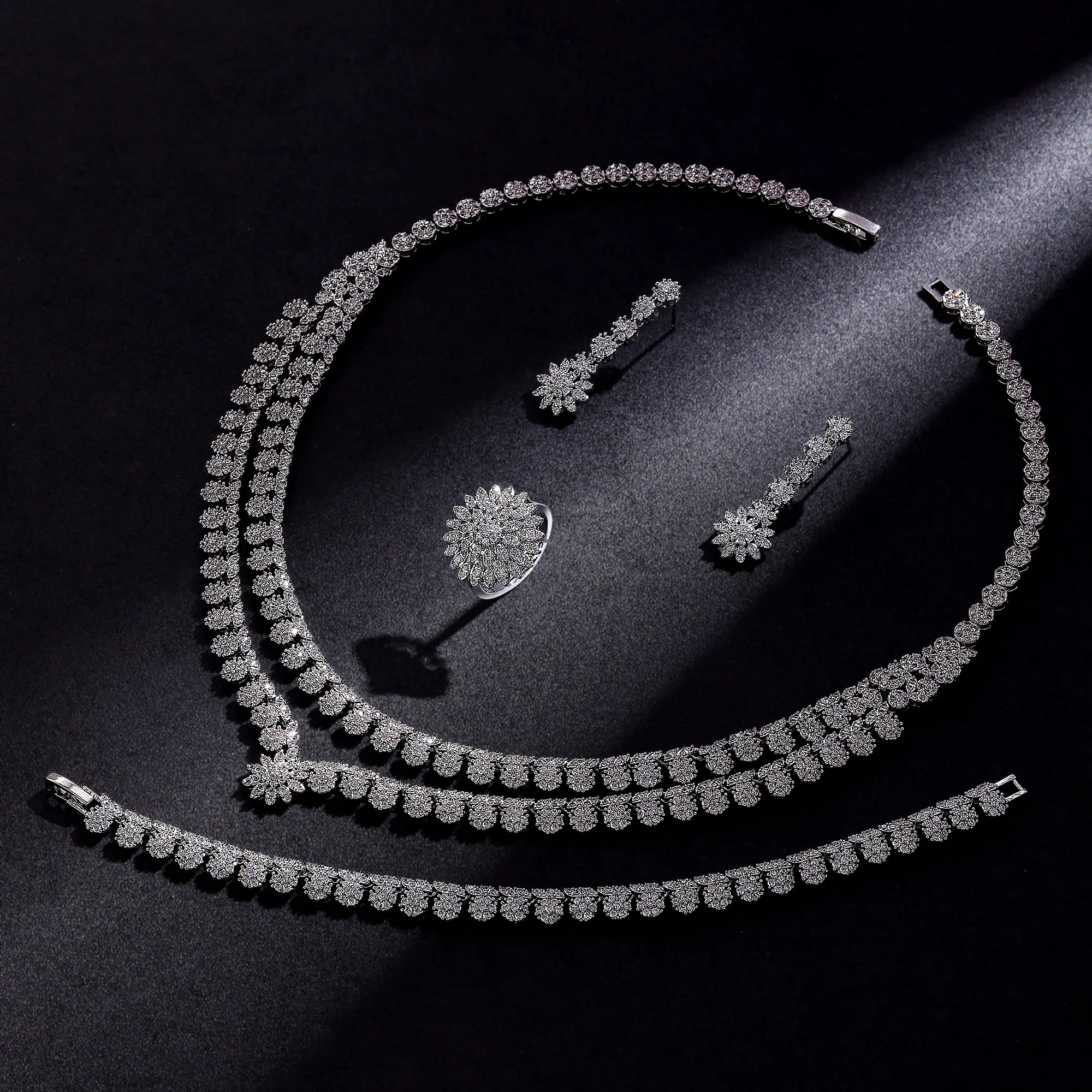 

Комплект из 4 лучших ювелирных изделий для невесты из циркона, женская модель, роскошный свадебный комплект из колье и подвески из Дубая и Нигерии с фианитами