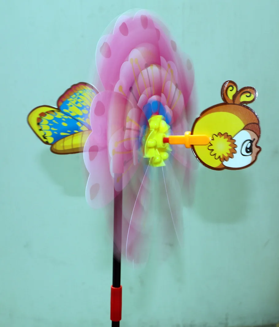 5pcs Plastic Windmill Small Animal Stereo Six Leaf Pattern Wind Spinner Windmills Garden Lawn Party Decor Toy Lovely Children