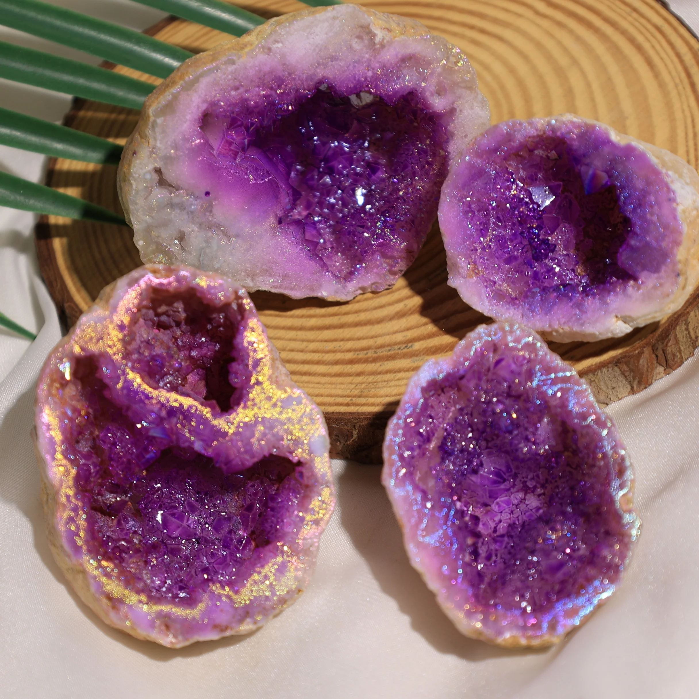 Aura Purple Geode Quartz Crystal Cluster  Natural Electroplated  Angel Aura CrystalHola Brand Jade and Natural Stone Decoration 4