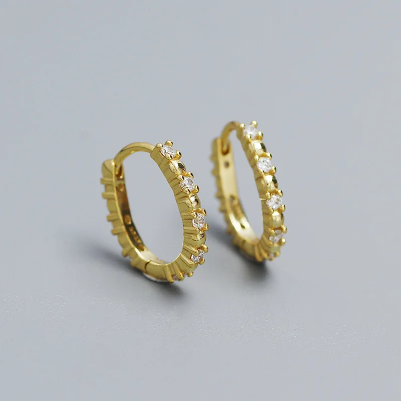 Рисунок 5 - Женские серьги в форме буквы U