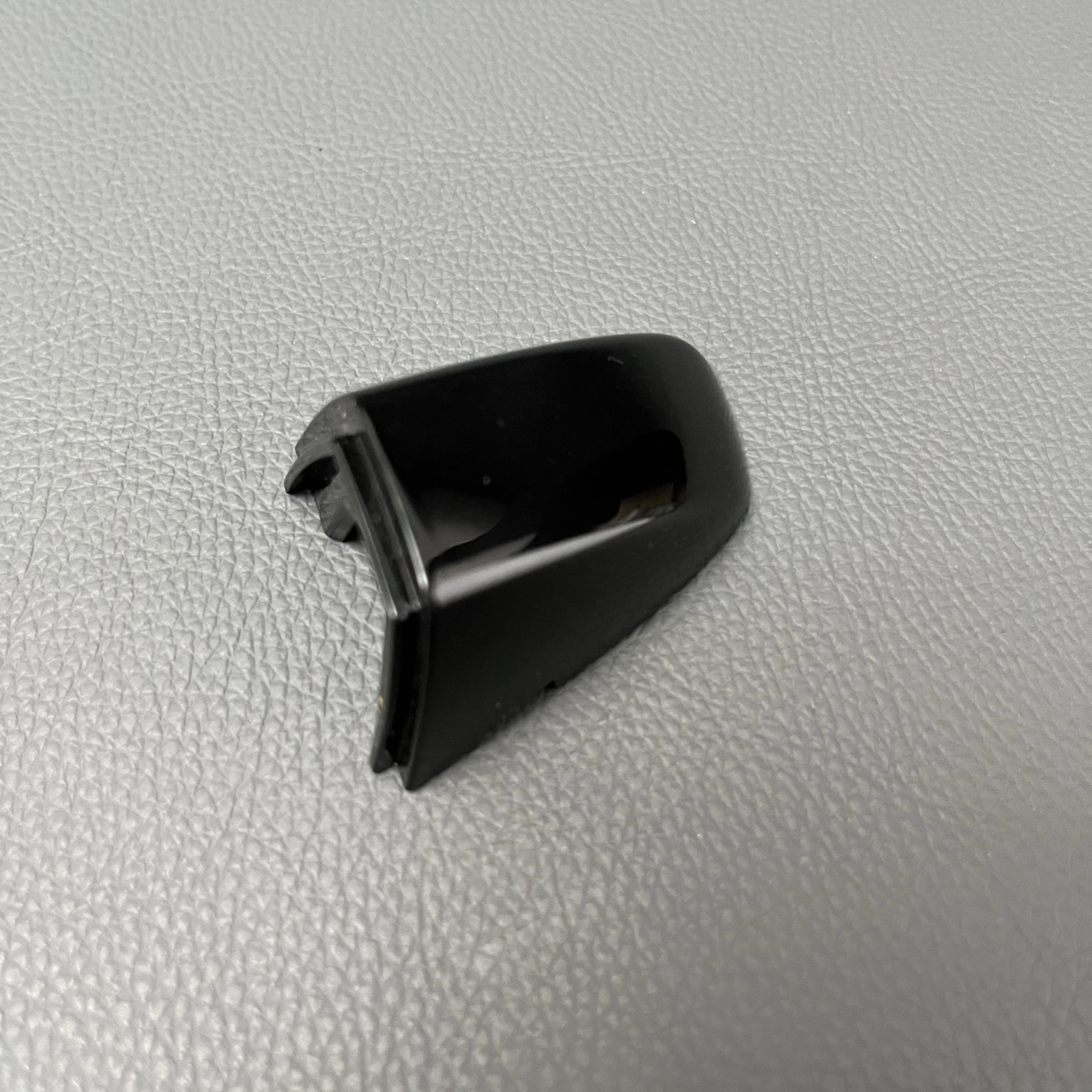 Couvercle Poignée Porte Gauche Blanc 5GG537579 - Compatible VW Golf 7, E-Golf, T-Roc, Skoda Octavia/Superb