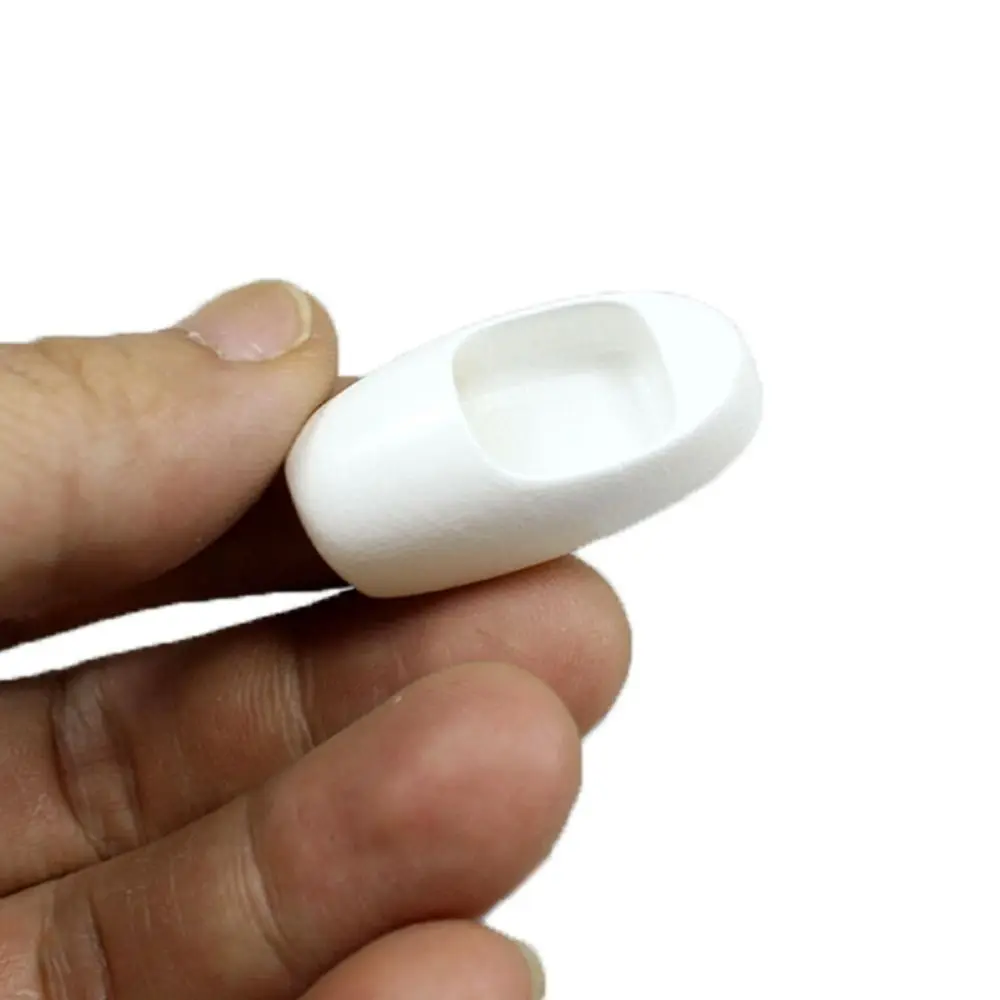 High Quality 1:12 Dollhouse Miniature Urinal White Gift White Toilet Furniture Accessories Mini House Decor