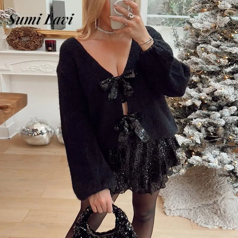 

Autumn V Neck Long Sleeve Soft Knitted Tops New Christmas Festival Bow Sweater Vintage Ladies Splicing Lace-up Cardigan Sweater