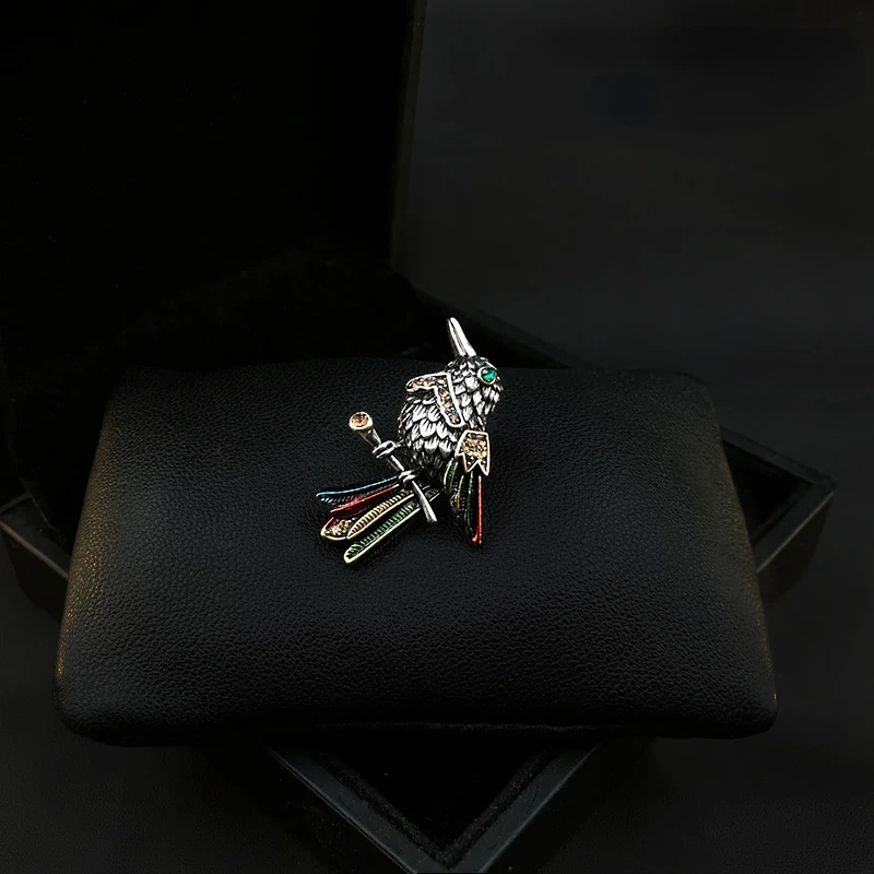 Exquisite Retro Bird Brooch Pin High-End Pin Man and Women Brooches Small Animal Accessories Rhinestone Jewelry Suit Badge Pins
