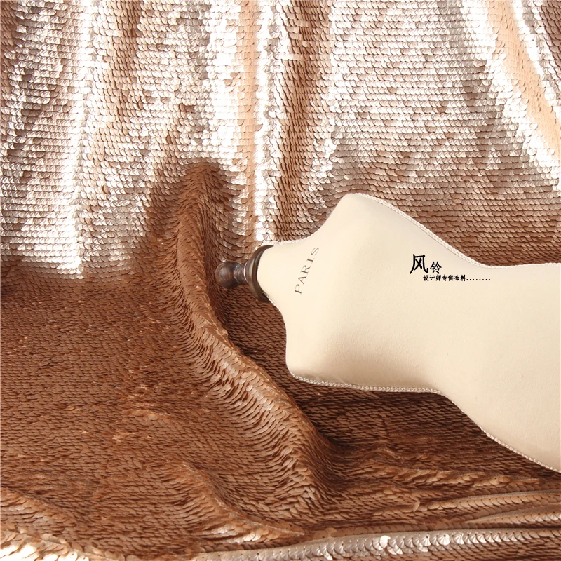 Encrypted three-dimensional metal texture fish scale stage sequins high-end mesh clothing fabric