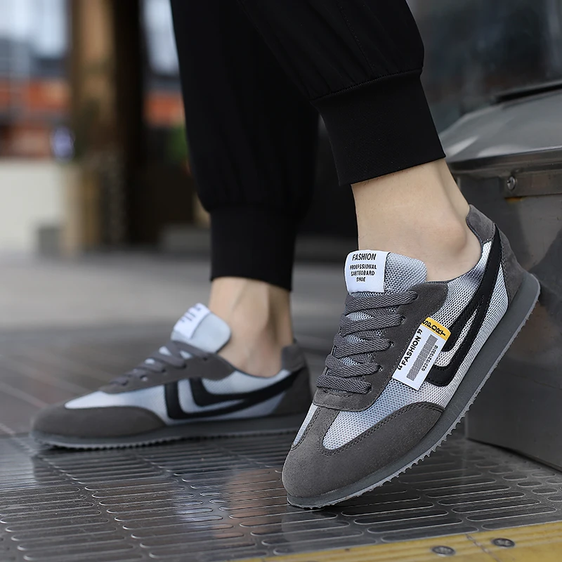 Spring Cheap Running Walking Shoes Men Designer Flats Trainers Men Lightweight Breathable Sports Sneakers For Men Jogging Shoes