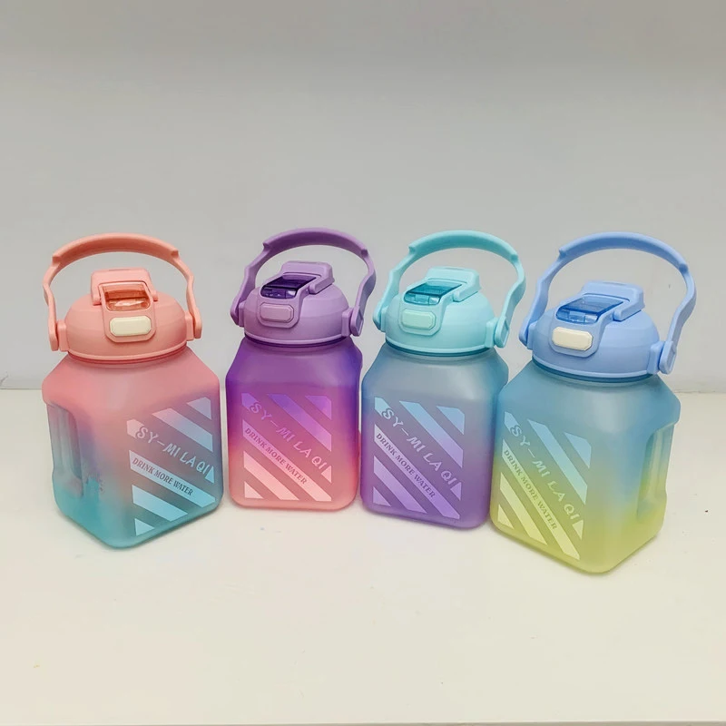 

Square Sugar Can Cute Water Bottles 1200ML With Straw Bounce Frosted Gradient Plastic BPA Free Leakproof EDC Portable Drink Cup