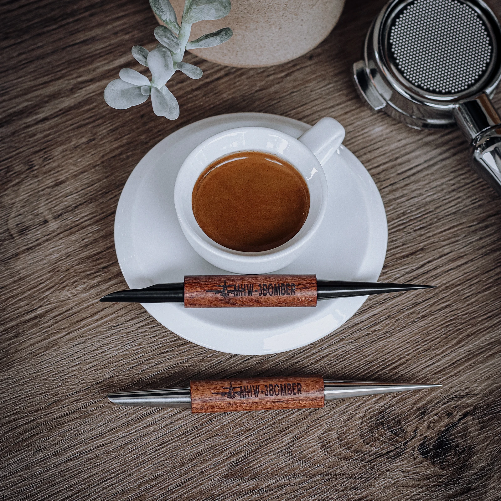 https://ae01.alicdn.com/kf/Se4092b790e814a139641de6b775f93c0g/MHW-3BOMBER-Coffee-Art-Pen-for-Latte-Vintage-Espresso-Art-Needles-Home-Barista-Tool-Chic-Cappuccino.jpg