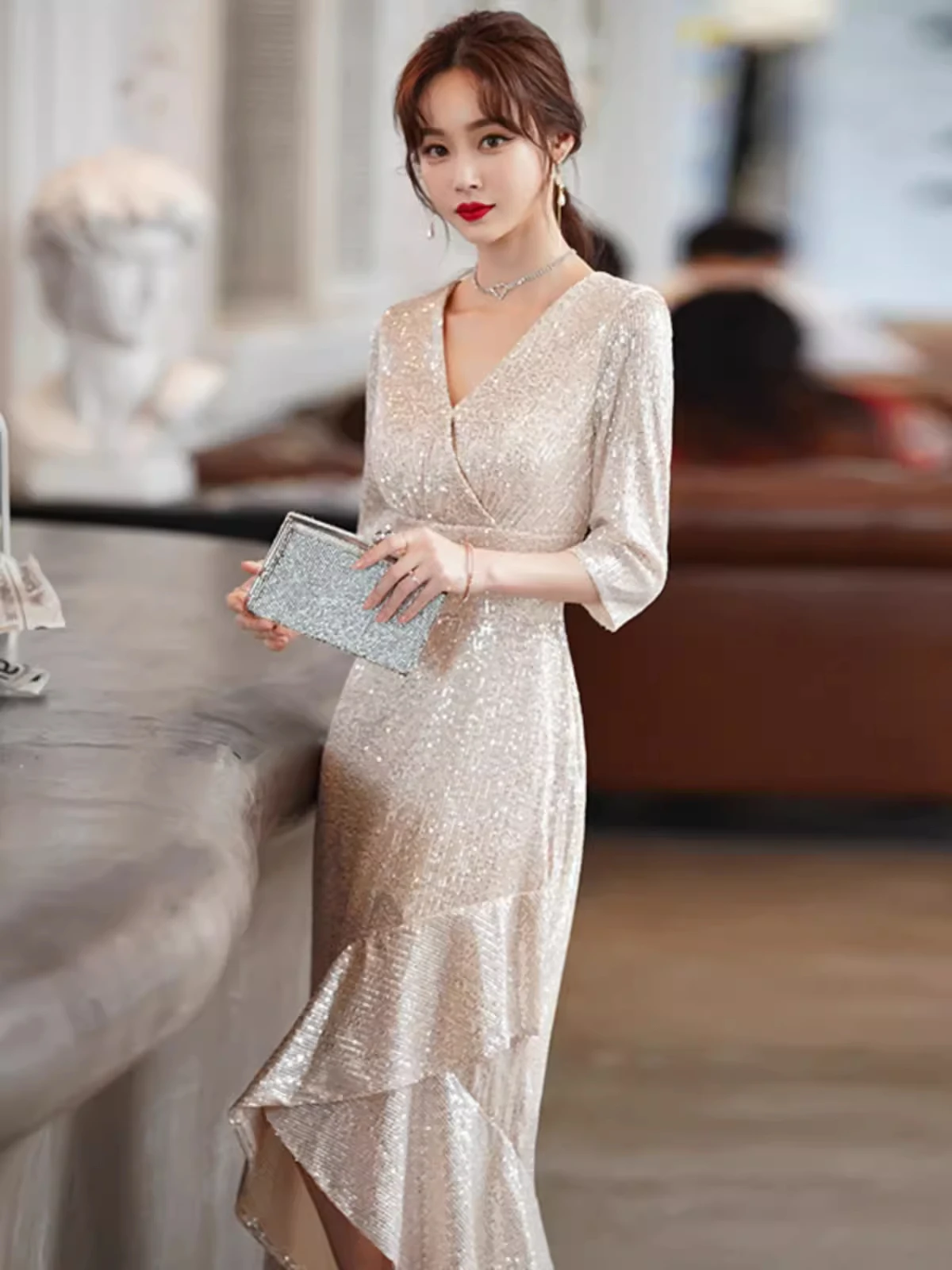 

Champagne color evening dress female host fishtail skirt petite