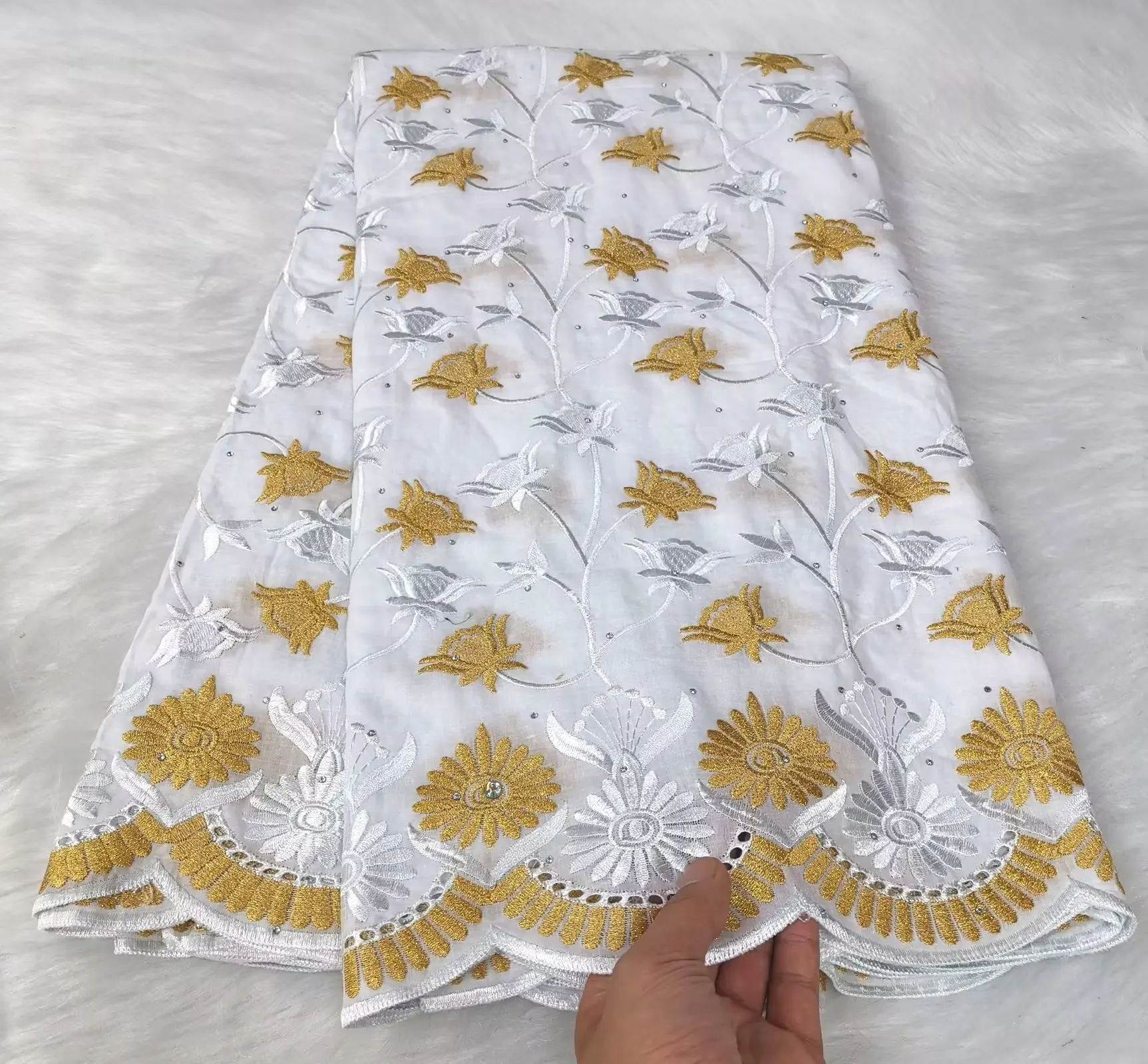 

African Embroidered Cotton Lace Fabric 2023 High Quality Nigerian Swiss Voile Lace Cotton Fabric For Party Dress Sew YC