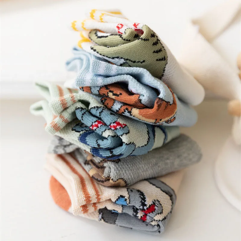 5 Paar Socken mit Dinosaurier-Muster für Jungen, bequem, atmungsaktiv, lässig, weich, Kindersocken – Detail 5