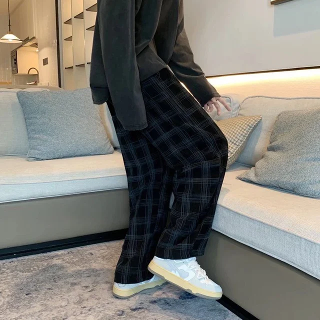Checkered Casual Loose Pants 3