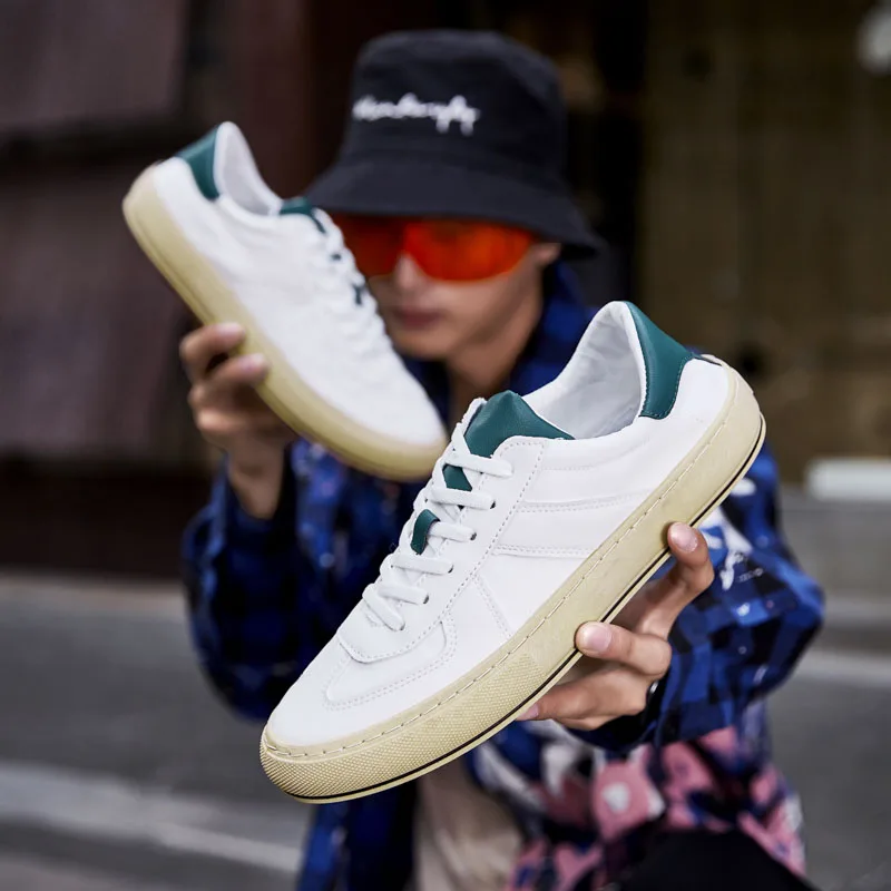 2024 New Men's Shoes Retro Four Seasons Leisure Sports Breathable Fashion Leather Low cut Basic Board Shoes White Shoes 4
