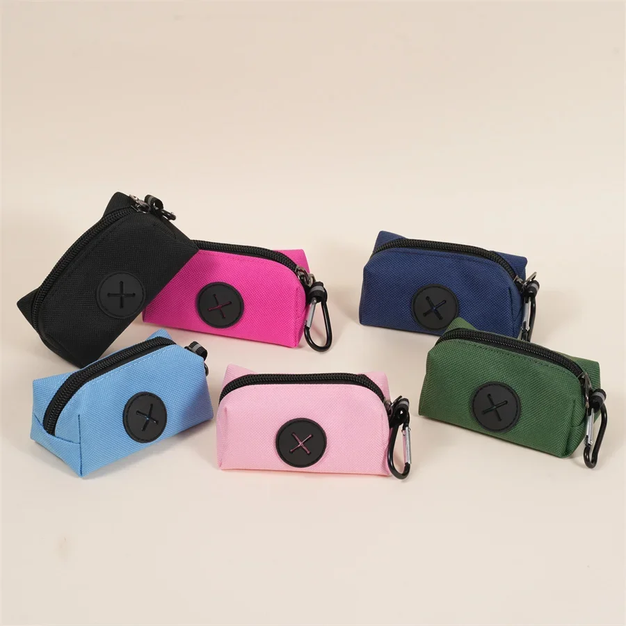 Outdoor Pet Cat And Dog Storage Bag, Dog Walking Waste Collection Bag, Pet Trash Bag Organizer, Waste Bag Dispenser. Outdoor Pet Cat And Dog Storage Bag, Dog Walking Waste Collection Bag, Pet Trash Bag Organizer, Waste Bag Dispenser.