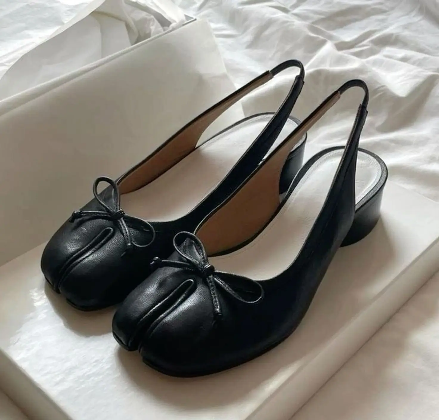 CHMURY Black Tabi Split Toe Ballet 3cm Slingback Heels Pumps