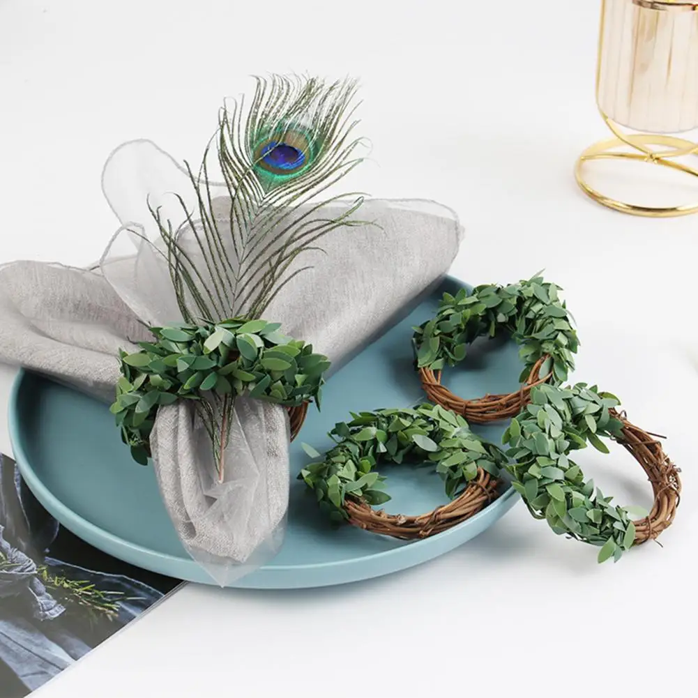 

Leaf Garland Napkin Rings Rustic Napkin Rings Charming Rattan Napkin Rings with Fake Leaf Wreath Design for Farmhouse Holiday