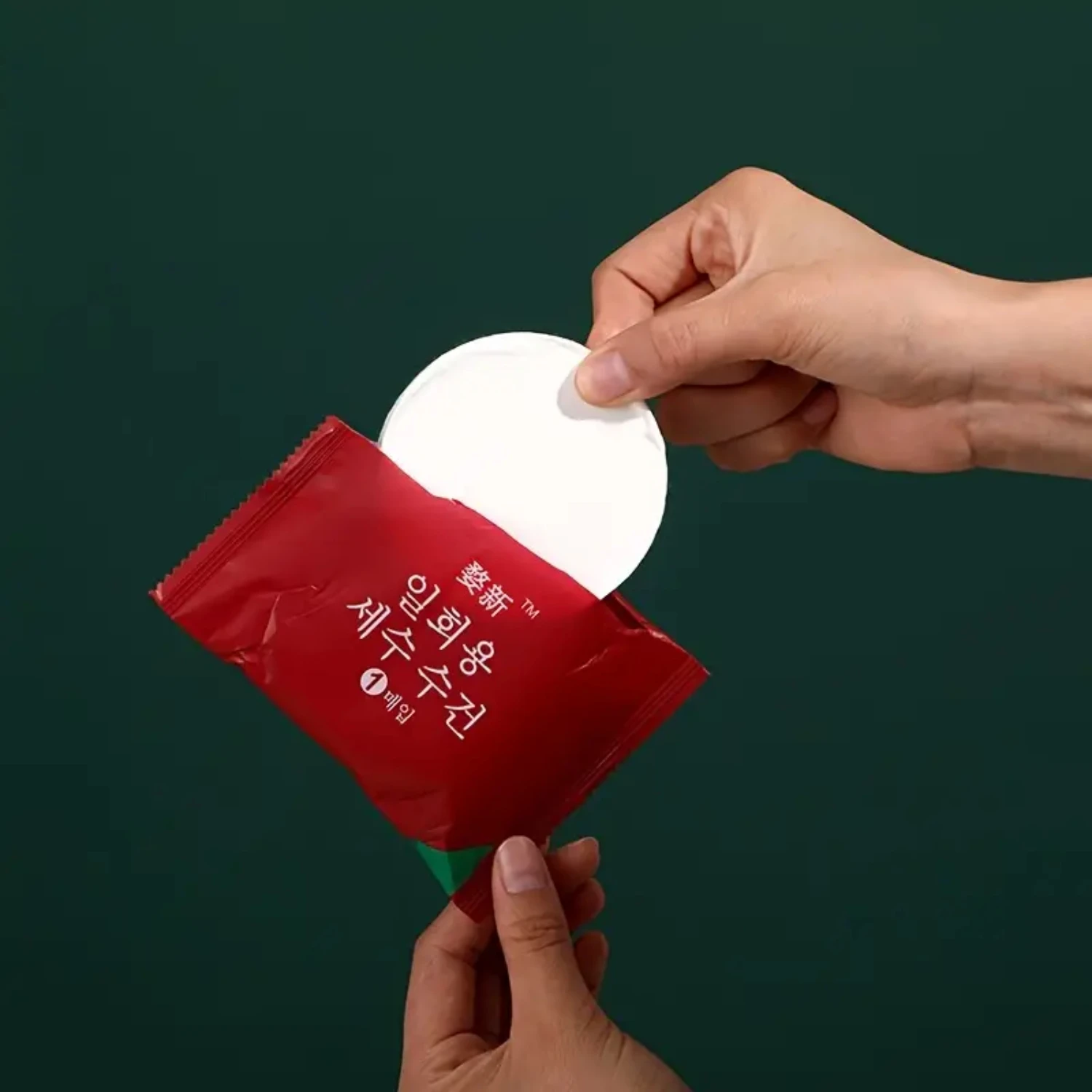 Compact High Absorbency Compressed Cotton Travel Towels
