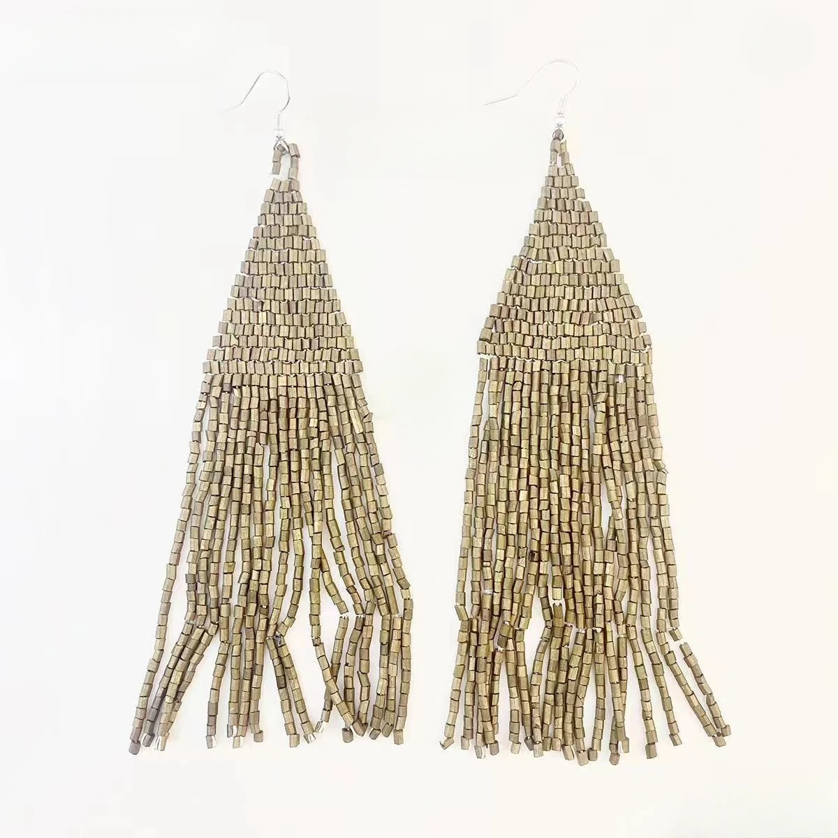 Se4162d77fa15471faf89bad82d59d462n Fashionable Retro Style Hand Woven Ethnic Style Solid Color Long Style Exaggerated Tassel Earrings Suitable High-End Women Mallzona