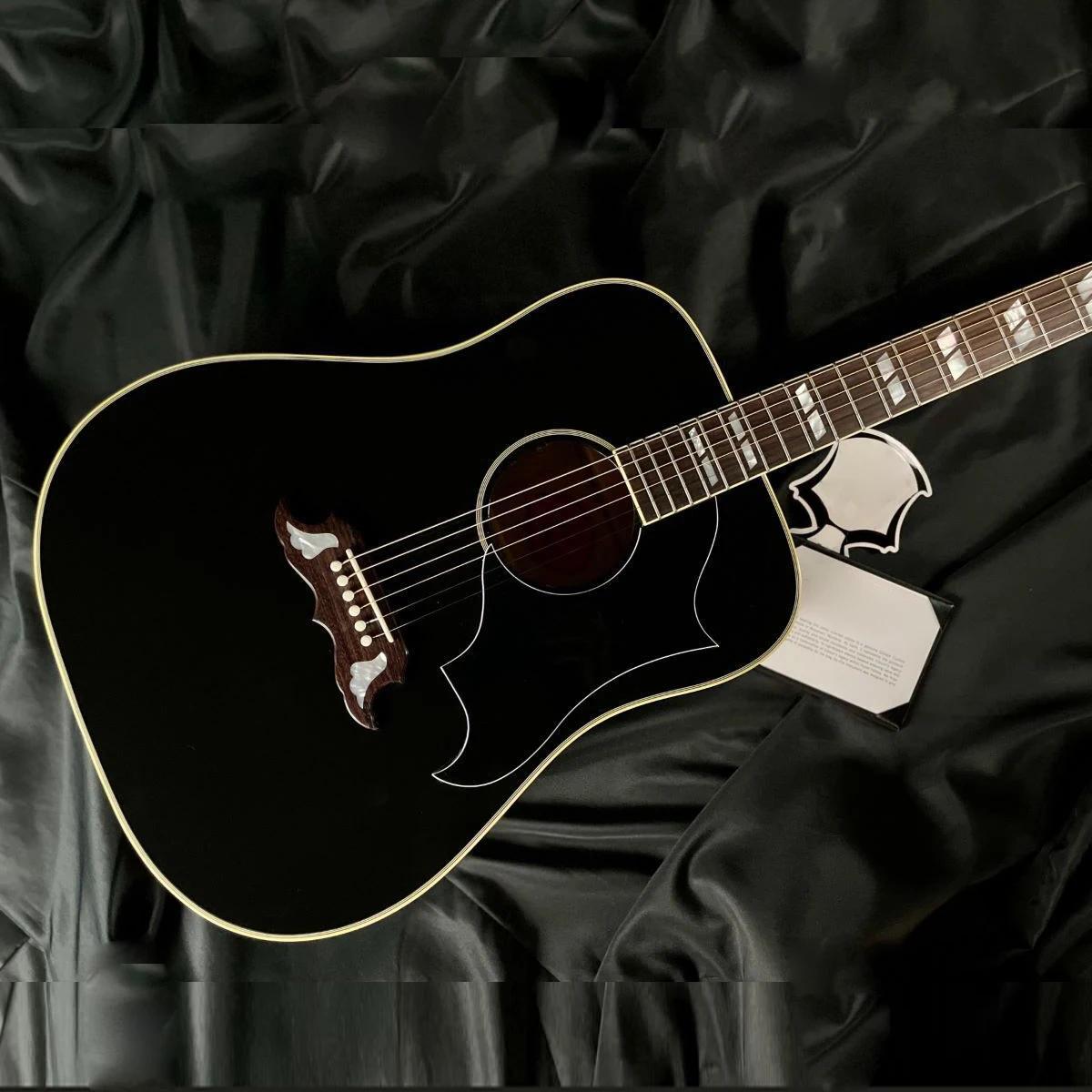 Dove Ebony Acoustic Guitar as same of the pictures
