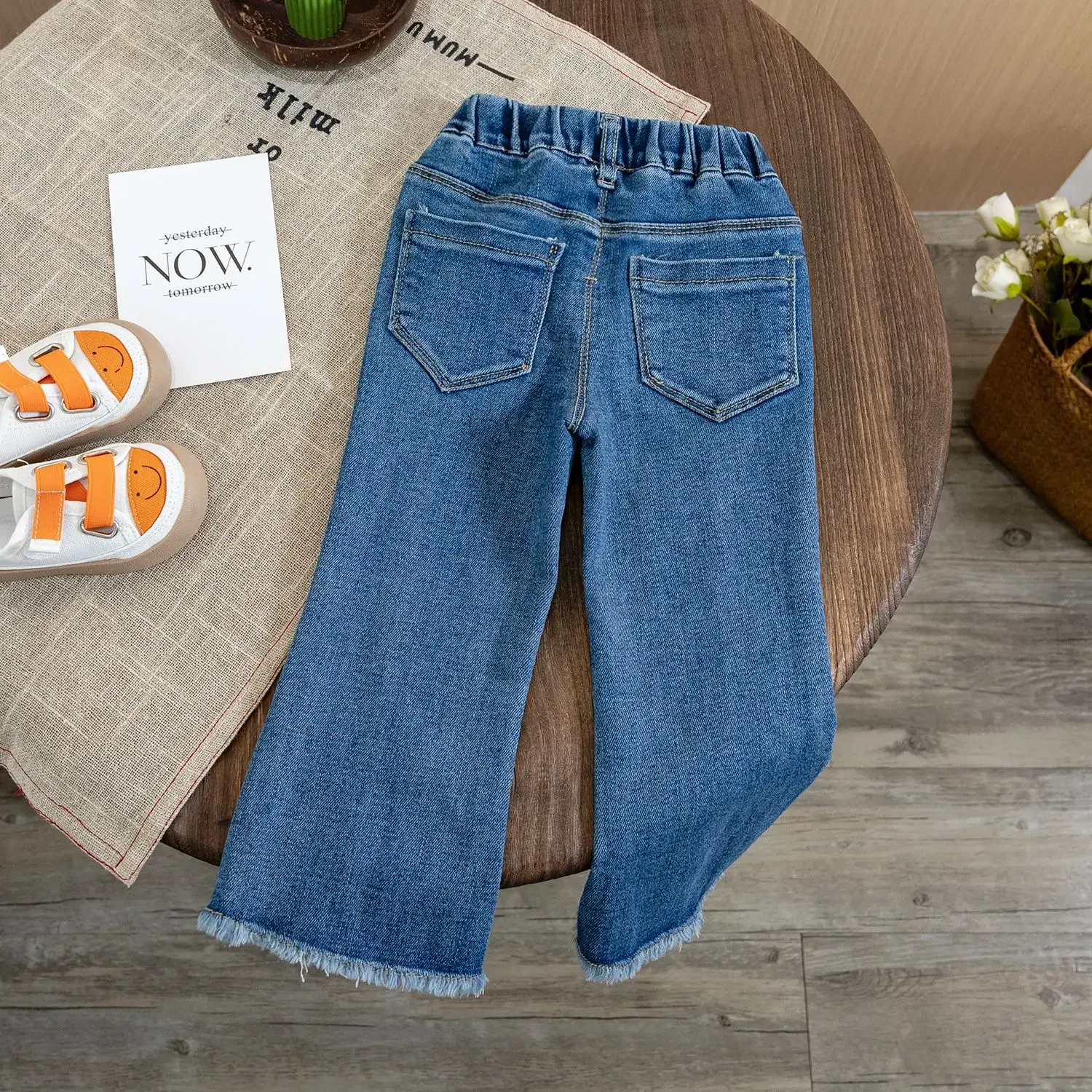 2024 Baby Girls Jeans Long Pants Fashion Embroidery Denim Pant Spring Autumn Trousers Children Clothes