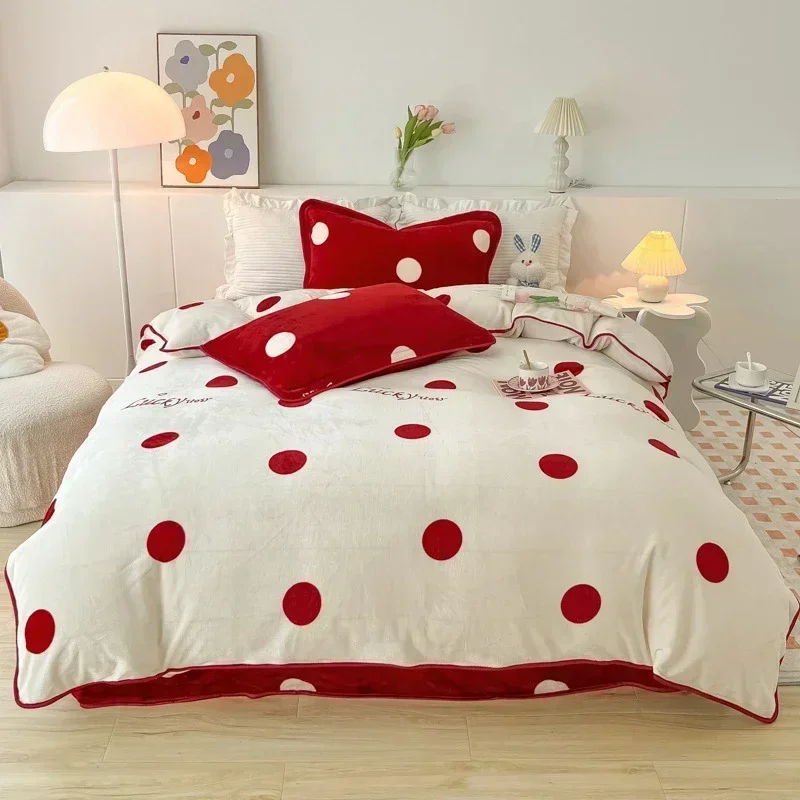 

High Quality Polka Dot Print Winter Bedding Set Queen Milk Velvet Duvet Cover Set with Sheets Quilt Cover Pillowcases Bed Sets