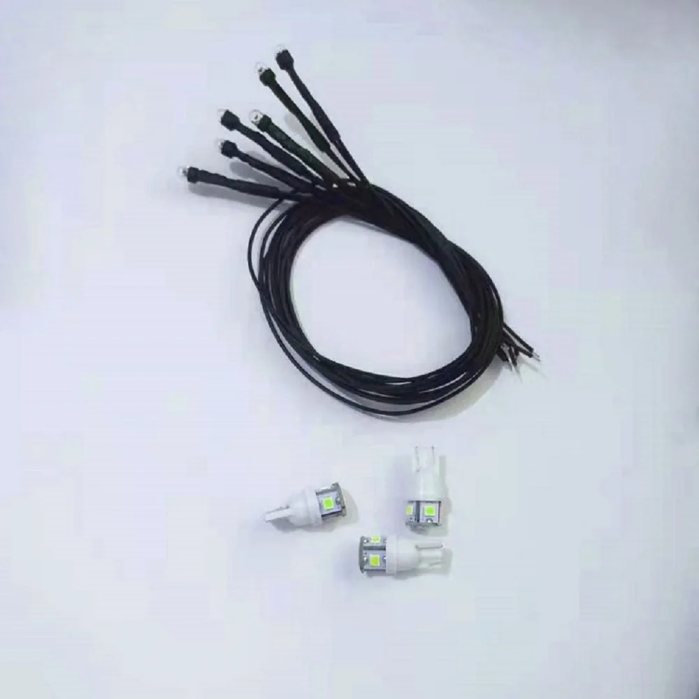 Лампа в комплекте со светодиодной подсветкой цоколь теплого белого света 8