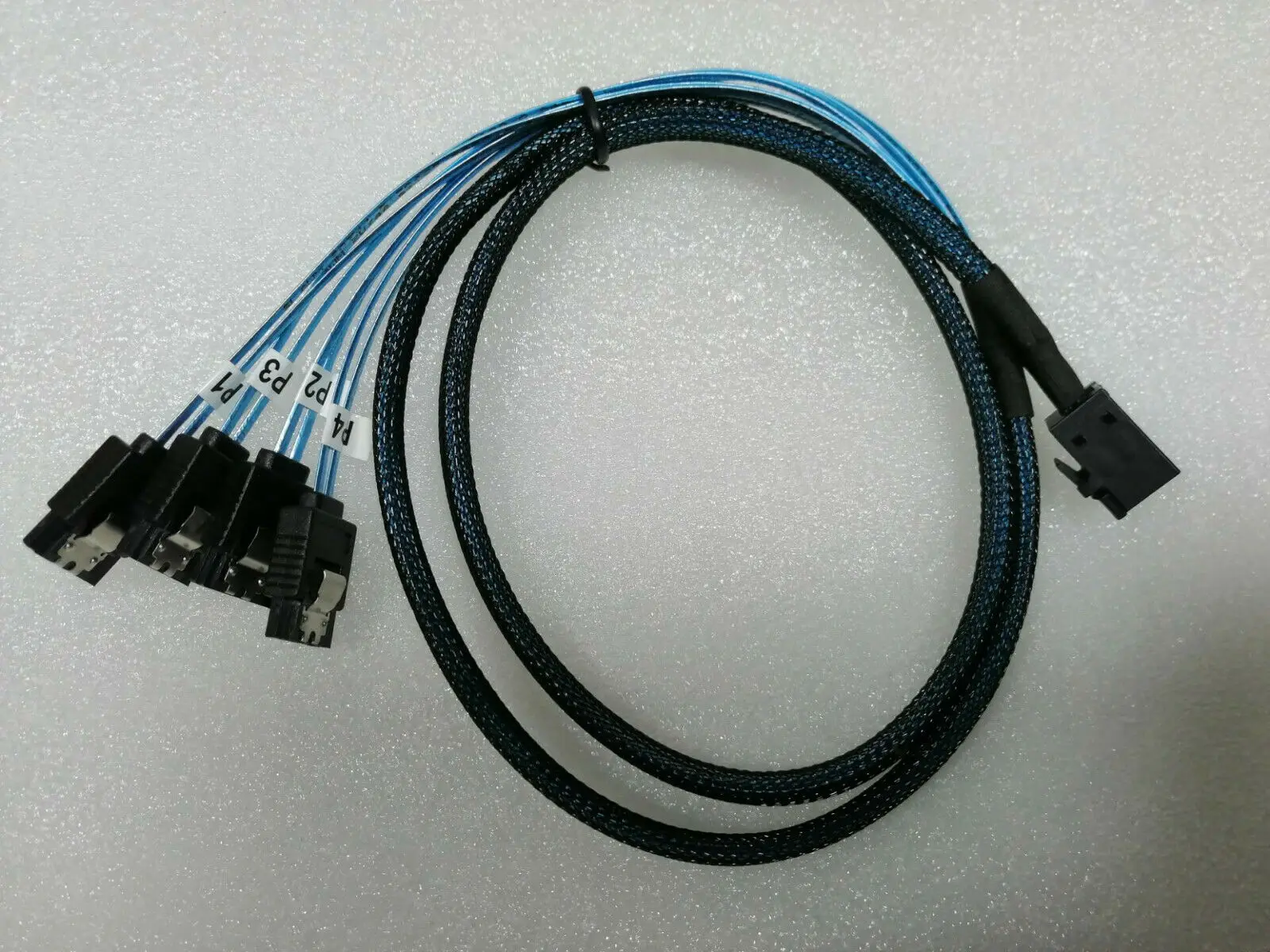 

Стандартная Φ к 4 SATA 12 SFF-8643 кабель к 4 SATA 70 см для raid карты