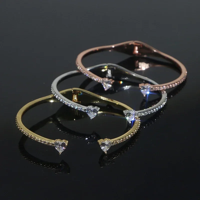 2025 New Iced Out Bling Cubic Zirconia Open Adjusted Charm Bracelet Valentine's Day CZ Heart Bangle For Women Luxury Jewelry 4
