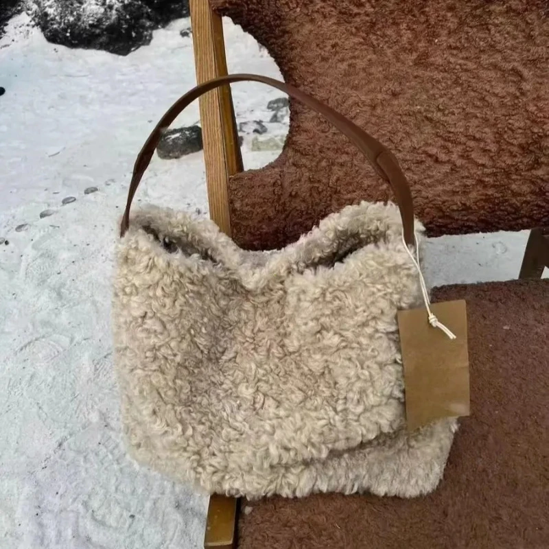 Women Bag Autumn Winter Luxury Fashion New 2026 Imitation Lamb Wool Shoulder Bag Handbag Simple Office Women Bag Handbags Purses
