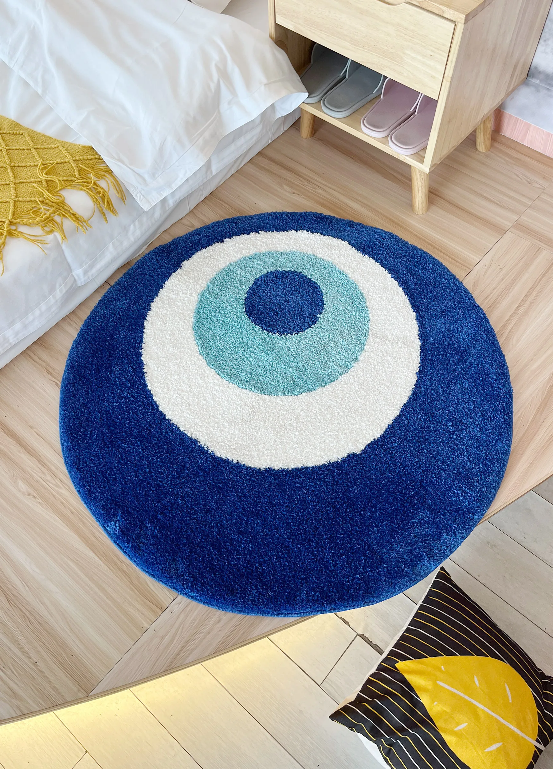 Blue Evil Eyes Circular Tufted Rug
