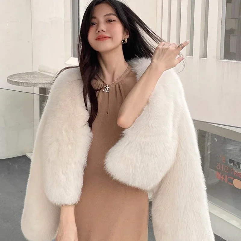 

Casual Solid Women's Faux Fur Winter Snowsuit Korean V-neck Fashion Coat Female Clothing Long Sleeve New Slim Fox Fur YCMYUNYAN