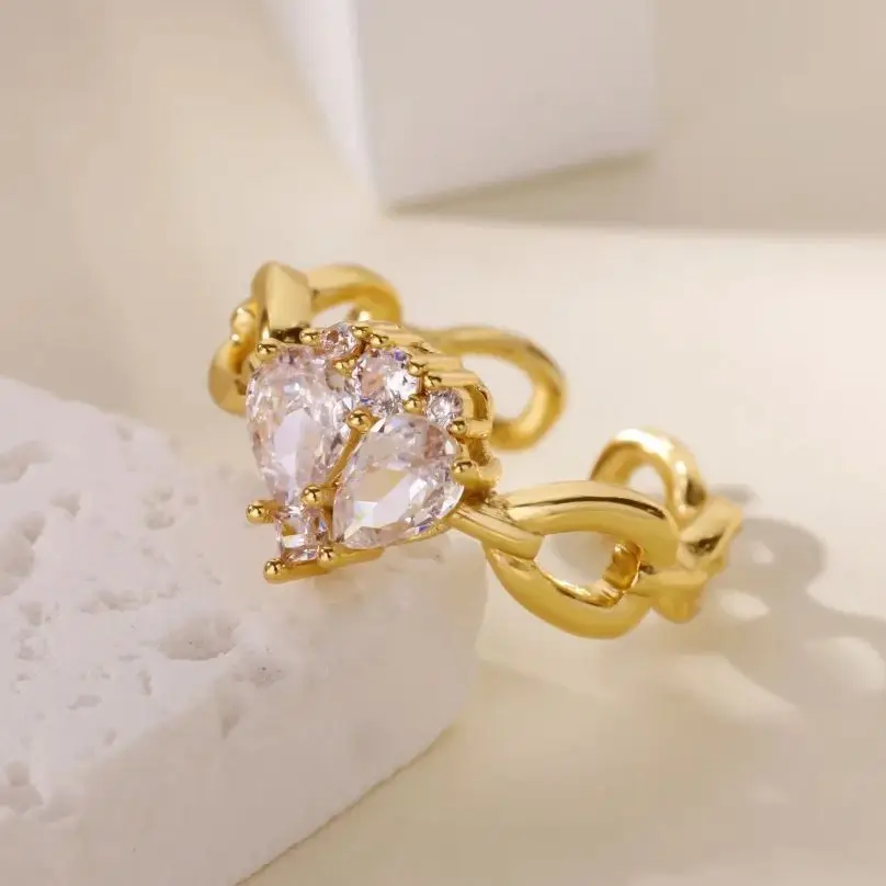 Luxury 18K Gold Plated Crystal Heart Adjustable Ring