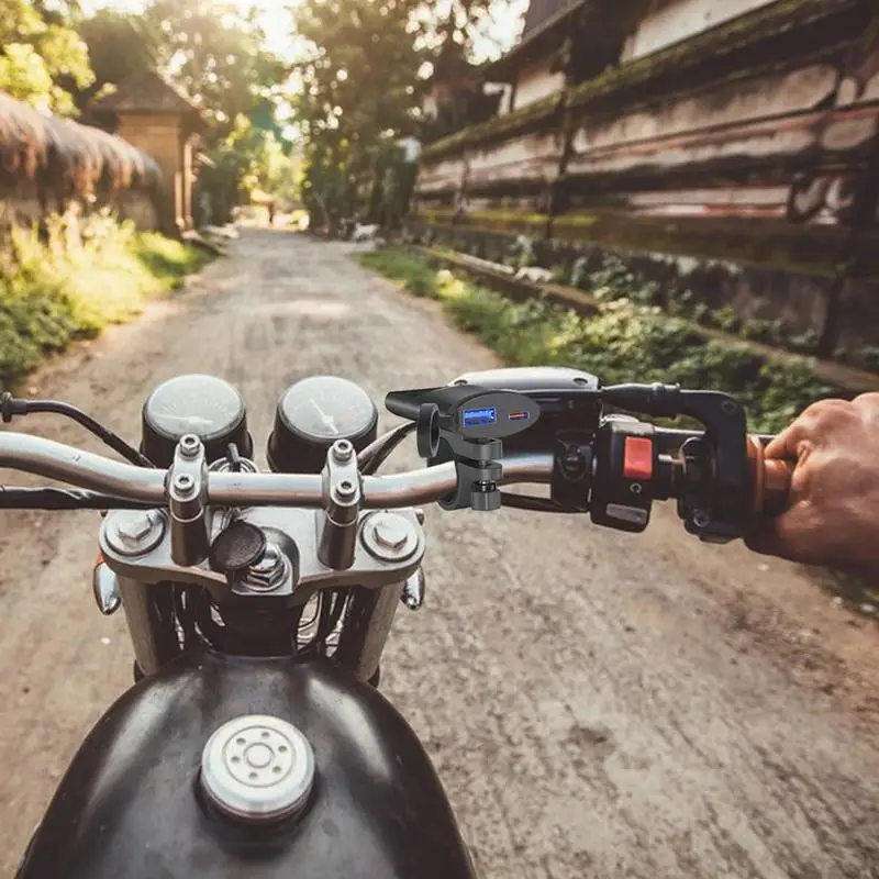 Рисунок 3 - USB-устройство для быстрой зарядки мотоцикла