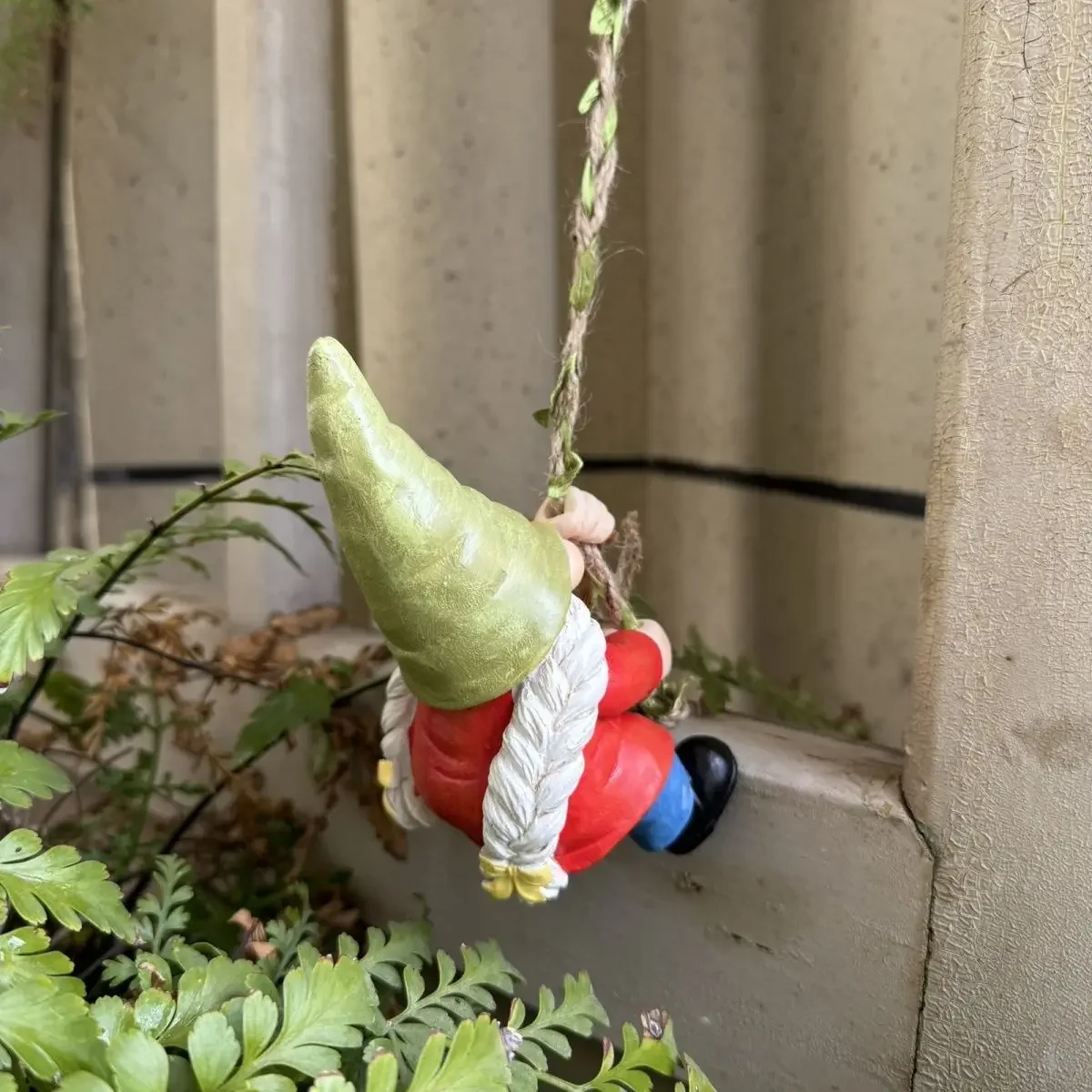 Cute Resin Gnome Pendant for Hanging Cup, Flower Pot, and Home Decor,Flower Pot Landscape Decoration, Outdoor Garden Decora - Image 2