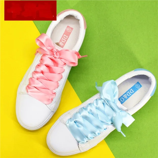 여성의 우아함을 더하는: 플랫 와이드닝 프린세스 보우 리본 끈 플랫 슈즈