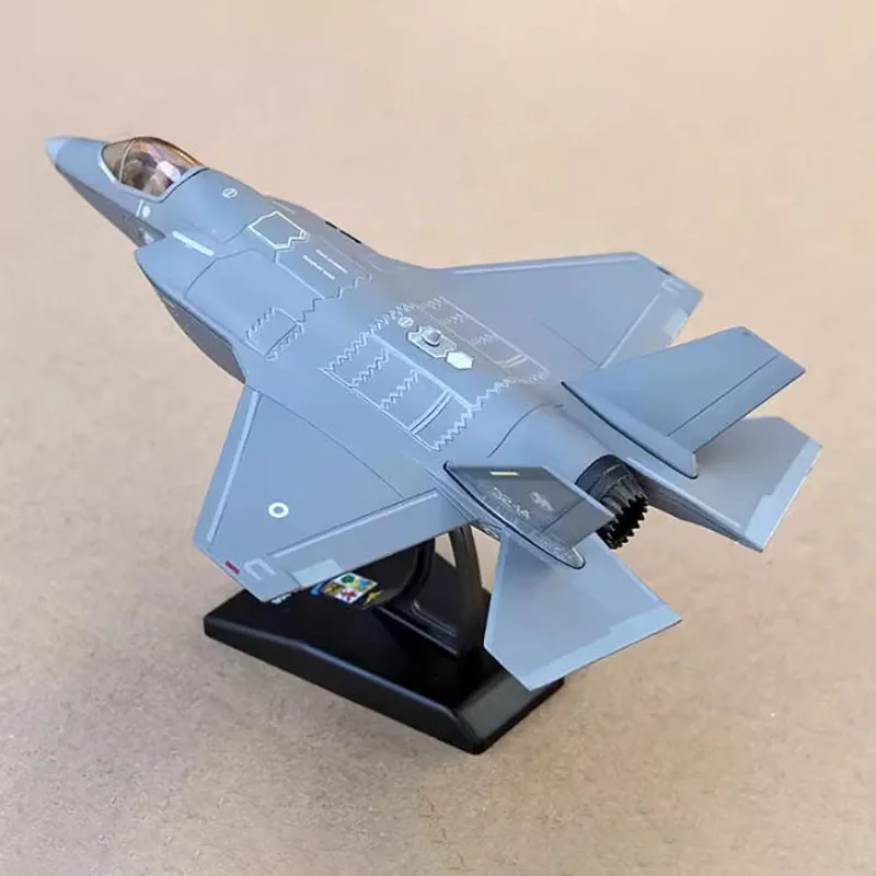 ?   다이캐스트 1:100 스케일 F-35B 전투기 시뮬레이션 합금 완제품 기념품 취미 컬렉션 장난감 장식 선물