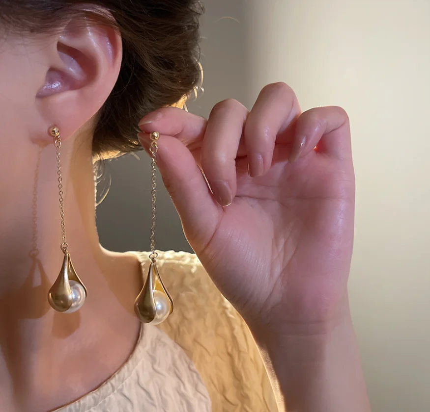 2022 new trend S925 silver needle alloy tassel pearl elegant Vintage Earrings for women Fashion Jewelry