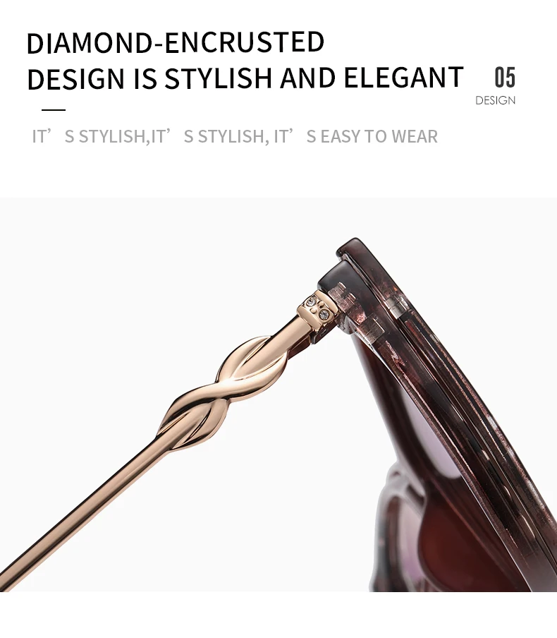 Beyaz arka planda sergilenen gözlük çerçevesi