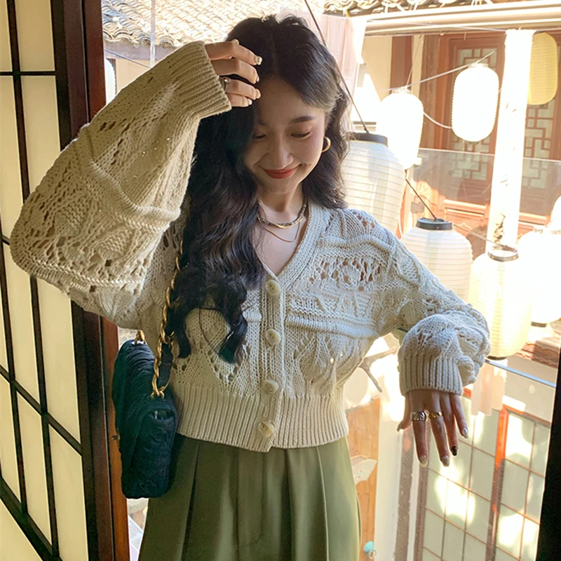 Fashion New Autumn Women's Clothing V-neck Cardigan Hollow Long-sleeved Sweater Casual Short Knitted Single Breasted Jacket