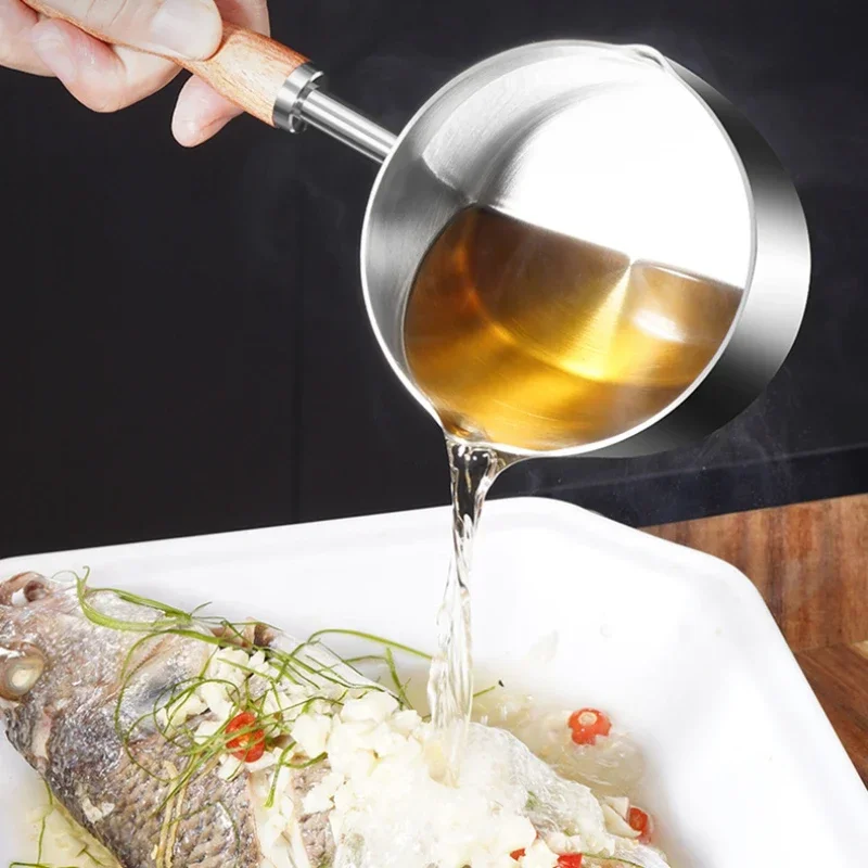 304 Stainless Steel Mini Soup Pot with Wooden Handle Condiment Sauce Pan Small Saucepan for Making Sauces Heating Milk Kitchen
