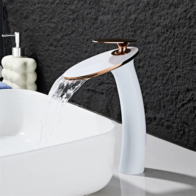 ก๊อกน้ำห้องน้ำสีโรสโกลด์ ก๊อกน้ำอ่างล้างหน้าทองเหลือง ก๊อกน้ำอ่างล้างหน้าแบบน้ำตก น้ำร้อนน้ำเย็น ก๊อกน้ำติดตั้งบนเคาน์เตอร์ ก๊อกน้ำห้องน้ำ 2