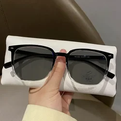 Chic Outdoor Square Frame Women's Myopia Sunglasses with UV400 Protection - -1.0 (Gradient black)