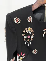 طقم بدلة نسائية للمدرج في الشارع ، رقبة دائرية ، بلوزات قصيرة بسحاب من الخلف ، تنورة طويلة ، أحدث المصممين ، 2 way 1