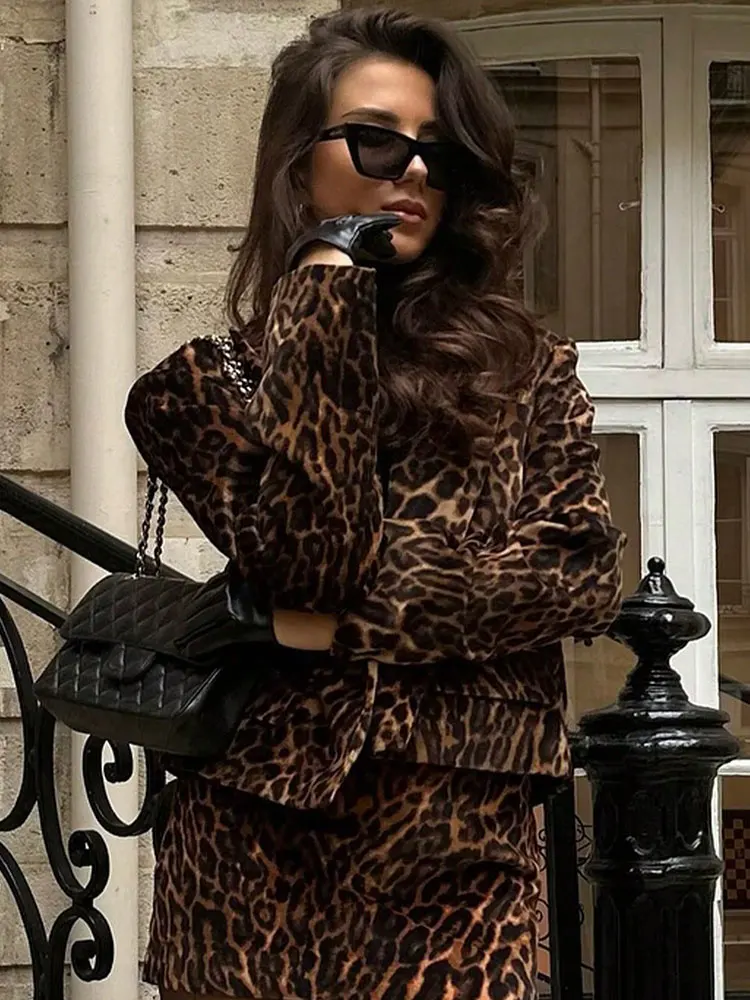 HH Women Fashion Leopard Print Short Blazers Coat Elegant Woman Long Sleeve Suit Jacket Y2K Vintage High Street Lady Outwear