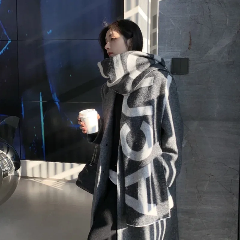 Роскошный кашемировый шарф с большими