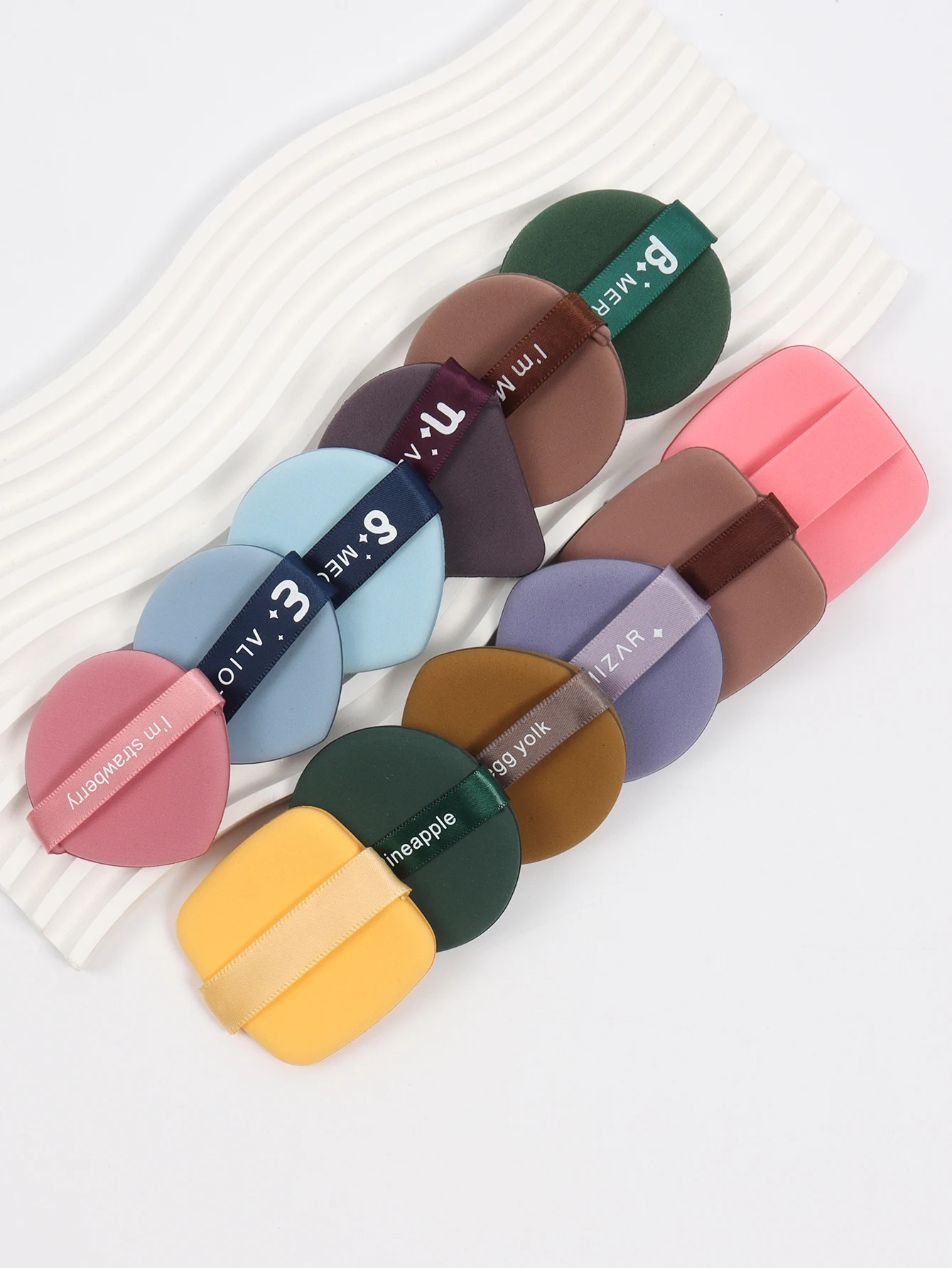 Air Cushion Powder Puff 10-20-30-50 Bags Random Colors and Shapes. Contains Air Cushion Powder Puff, Latex-Free Sponge Mix and 4