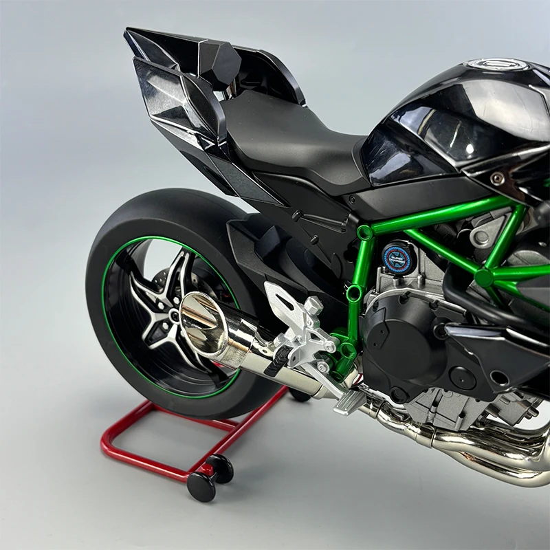 1:6 H2 Motorcycle Diecast Metal Model Cars Large size Simulation Alloy Sound Light removable collection Gifts With spray functio 2