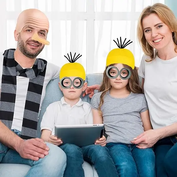 ADULT HALLOWEEN COSTUME Accessories Set: Yellow Beanie, Goggles