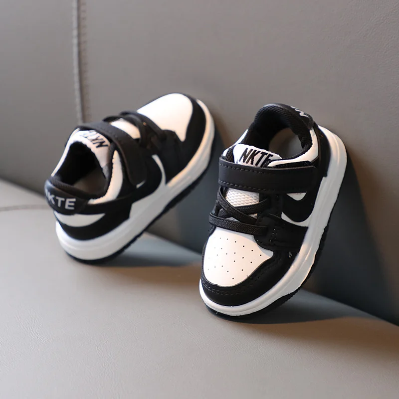 Zapatos deportivos para niños, zapatos de tablero para primavera y otoño, temporada para niños y niñas, zapatos de bebé de un solo paso