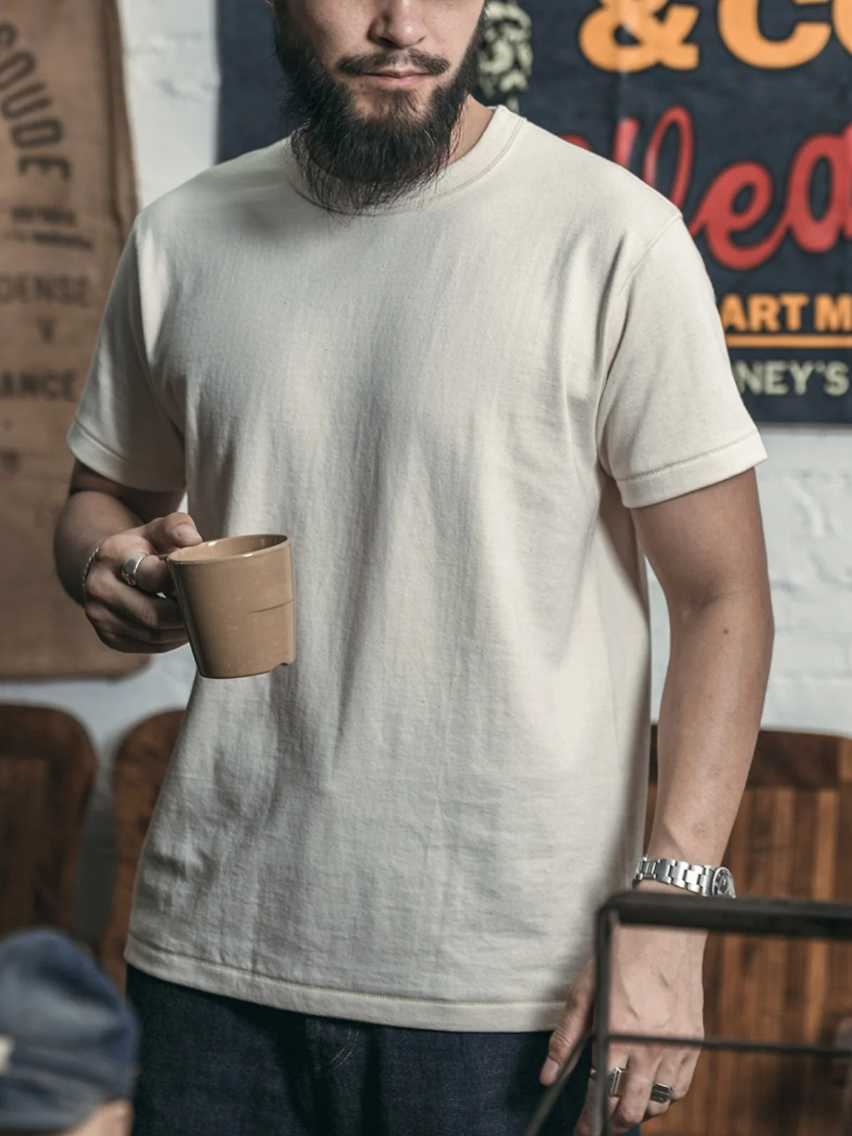 Red Bronson Men's ort Sve T-irt Pure Cotton Stand Fit Casual Wear Long Velvet Waed round Ne Body Base irt